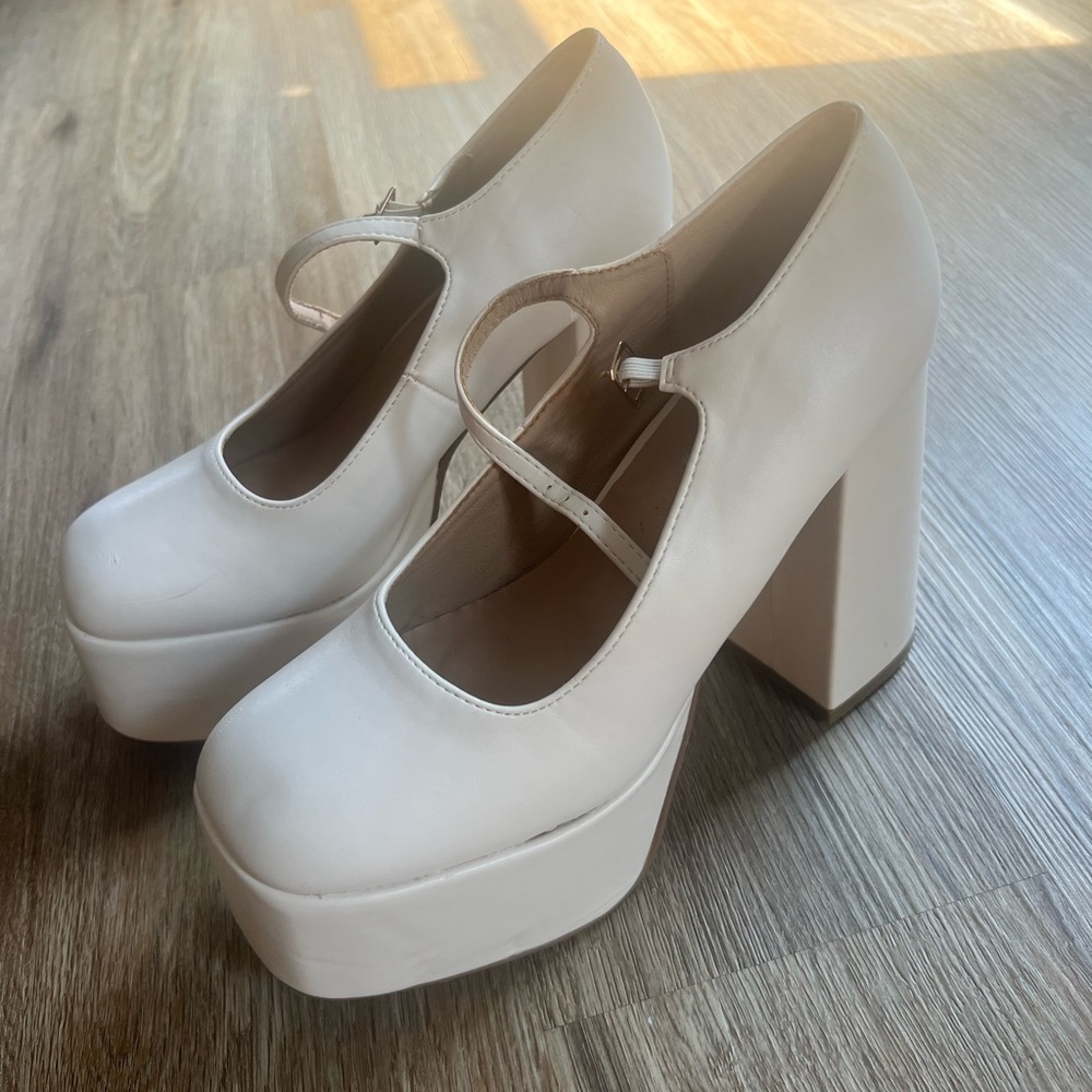 White Platform Heels - Picture 2 of 7